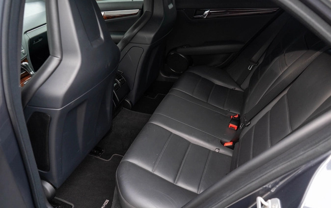 Mercedes-Benz Klasa C cena 129900 przebieg: 121100, rok produkcji 2010 z Baranów Sandomierski małe 254